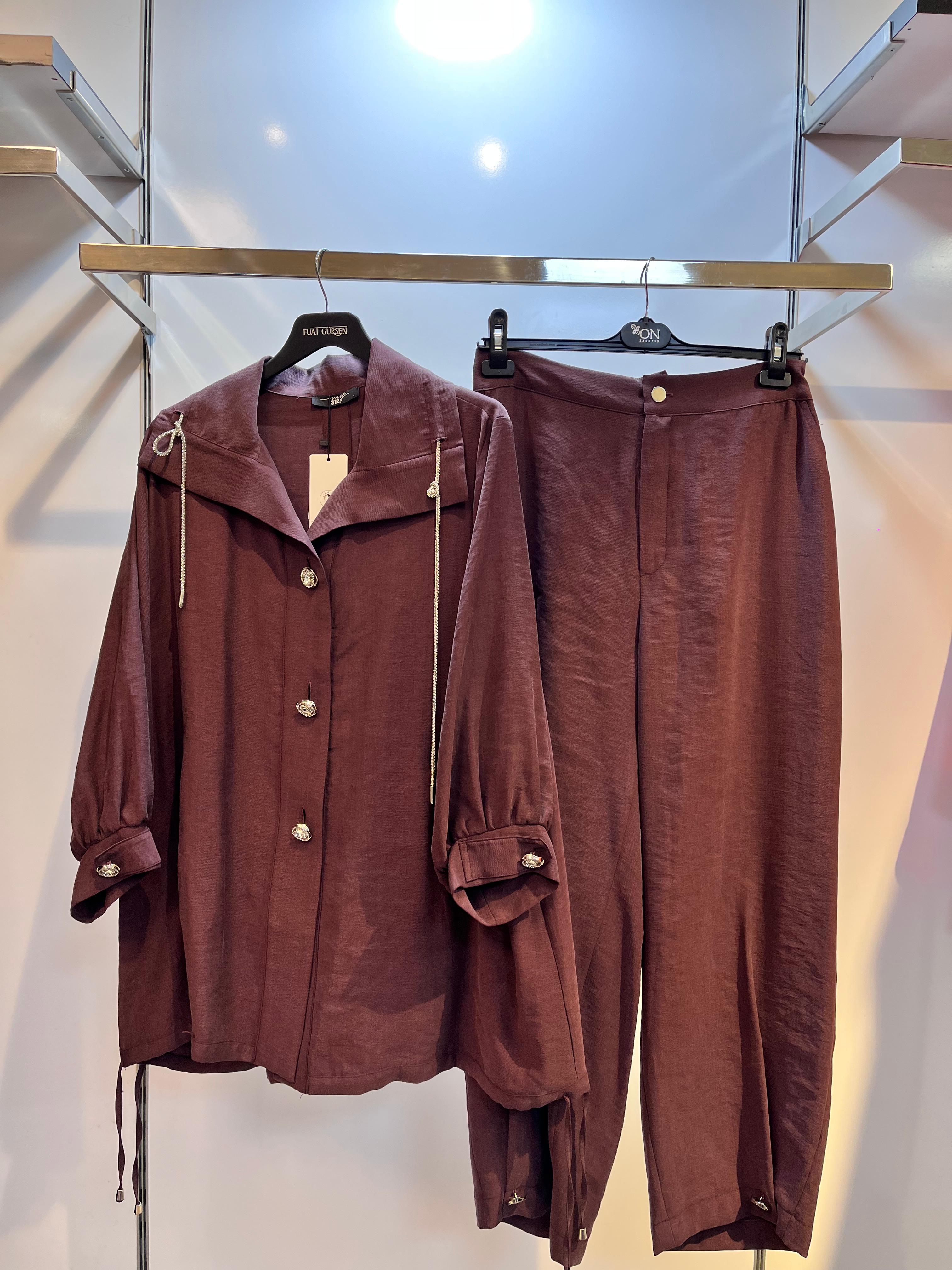 ARKASI TAŞLI TAKIM #