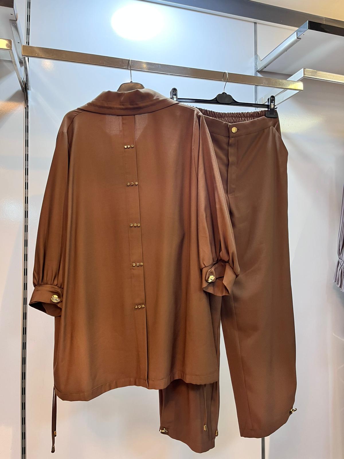 ARKASI TAŞLI TAKIM #